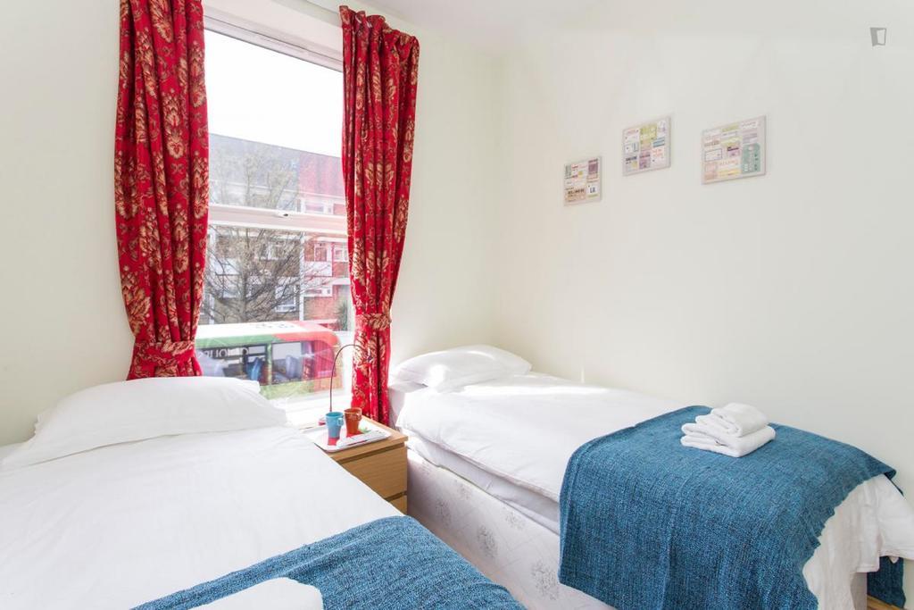 406 Harrow Hotell London Eksteriør bilde